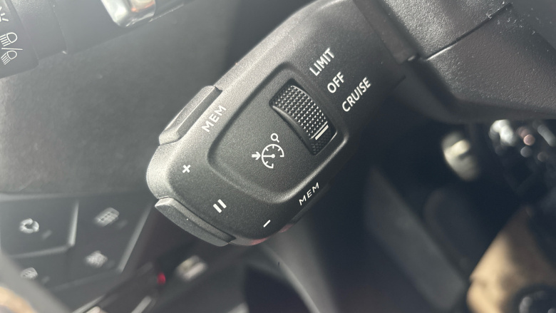 DS 3 Crossback 1.2 PureTech 130 Performance Line 5dr EAT8 Petrol 